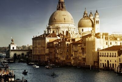 OTOBÜSLÜ İTALYA GÜNEY FRANSA SANMARİNO TURU